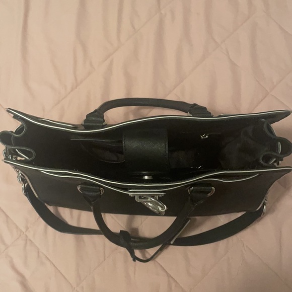 Beautiful AUTHENTIC Michael Kors Jet Set bag - Picture 4 of 5